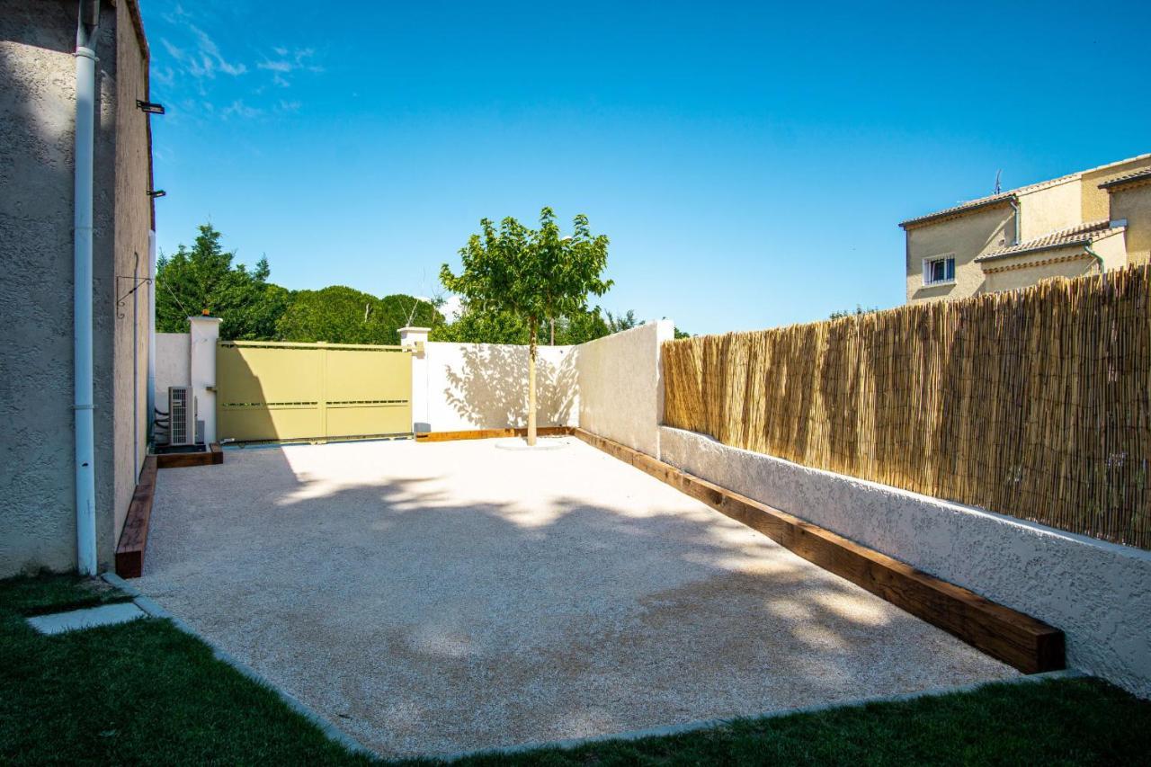Christine'S Shed Βίλα LʼIsle-sur-la-Sorgue Εξωτερικό φωτογραφία